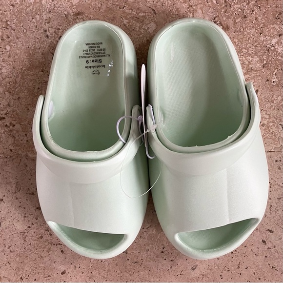 🐱 2 /$15 Mix & Match NWT Koala Toddler Kids EVA Cloud Slide Sandals Mint Green - Picture 2 of 7